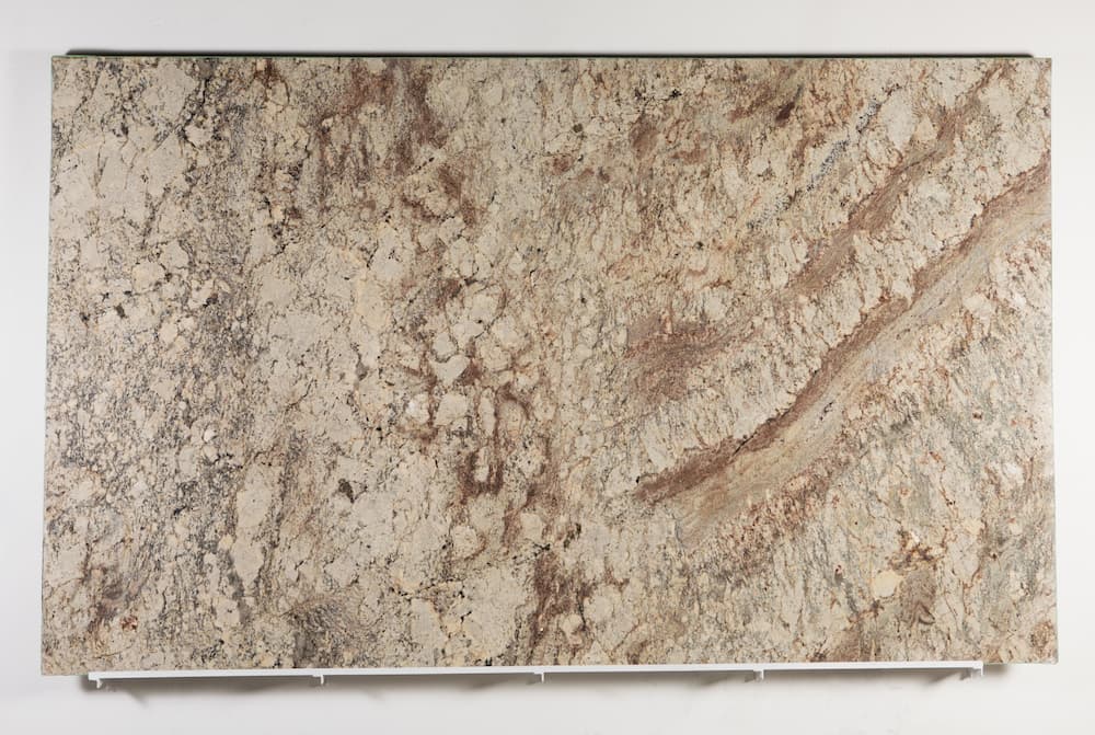 Recubrimiento de Granito Exótico Siena Bordeux