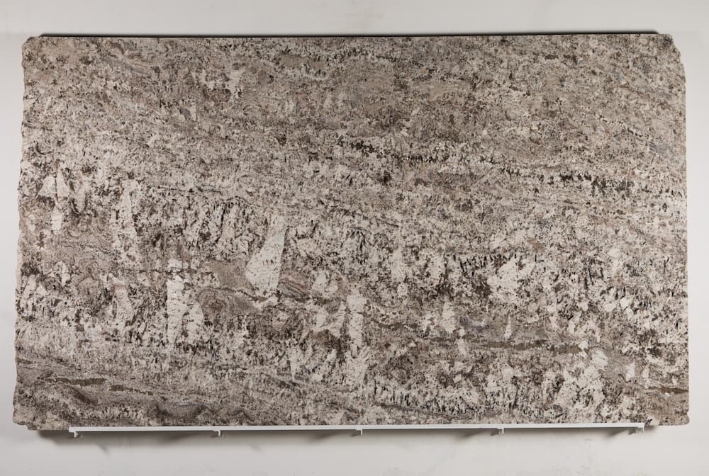 Recubrimiento de Granito Exótico White Torrencino